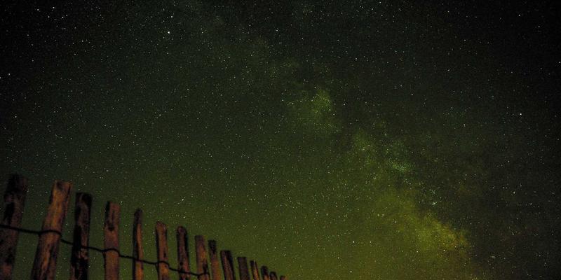 网络数字孪生:构建虚拟映射网络,实现网络规划、仿真与运维的闭环